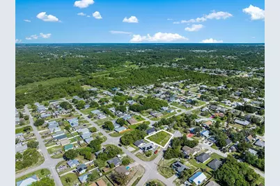 1325 2nd Road SW, Vero Beach, FL 32962 - Photo 6