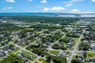 1325 2nd Rd SW, Vero Beach, FL 32962 - Photo 1