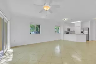 5720 Tuscany Way, Tamarac, FL 33321 - Photo 10