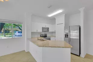 5720 Tuscany Way, Tamarac, FL 33321 - Photo 6