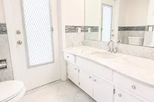 461 SW 54th Ave, Plantation, FL 33317 - Photo 14