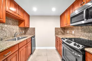101 Plaza Real S, Boca Raton, FL 33432 - Photo 16