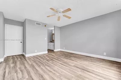 2767 Carambola Circle S #401, Coconut Creek, FL 33066 - Photo 8