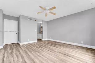 2767 Carambola Cir S, Coconut Creek, FL 33066 - Photo 8
