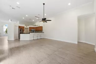 2644 Miller Ct, Weston, FL 33332 - Photo 8