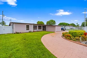 6160 W 14th Ave, Hialeah, FL 33012 - Photo 4