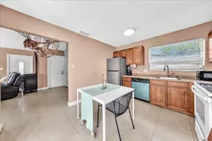 3560 NW 34th Way, Lauderdale Lakes, FL 33309 - Photo 12