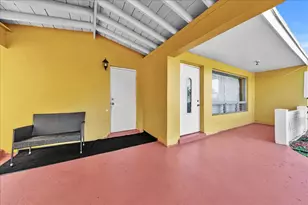 3560 NW 34th Way, Lauderdale Lakes, FL 33309 - Photo 6