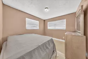 3560 NW 34th Way, Lauderdale Lakes, FL 33309 - Photo 24
