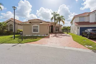 10827 La Salinas Cir, Boca Raton, FL 33428 - Photo 2