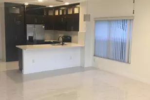 401 SW 120th Ave, Pembroke Pines, FL 33025 - Photo 12