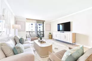 101 Plaza Real S, Boca Raton, FL 33432 - Photo 2