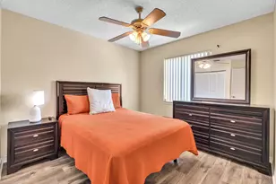 6001 Harbor Isle Way, Tamarac, FL 33321 - Photo 32