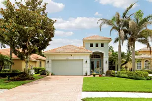 9036 Champions Way, Port Saint Lucie, FL 34986 - Photo 2