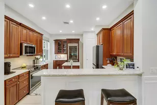 9036 Champions Way, Port Saint Lucie, FL 34986 - Photo 10