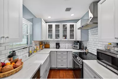 300 SW 25th Avenue, Fort Lauderdale, FL 33312 - Photo 12