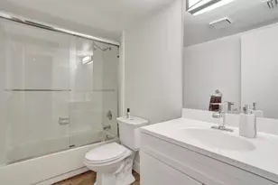 1122 NW 79th Dr, Plantation, FL 33322 - Photo 16