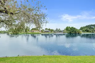 1122 NW 79th Dr, Plantation, FL 33322 - Photo 2