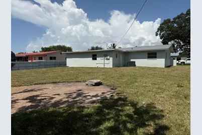 148 SE 6th Street N, Belle Glade, FL 33430 - Photo 24