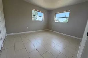148 SE 6th St N, Belle Glade, FL 33430 - Photo 12