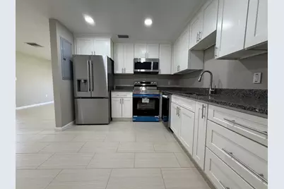 148 SE 6th Street N, Belle Glade, FL 33430 - Photo 26