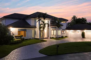 18411 SE Lakeside Dr, Jupiter, FL 33469 - Photo 1