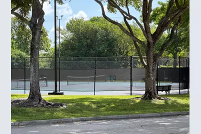 118 Lake Emerald Drive #107, Oakland Park, FL 33309 - Photo 26