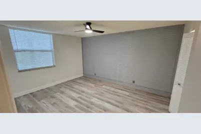 118 Lake Emerald Drive #107, Oakland Park, FL 33309 - Photo 10