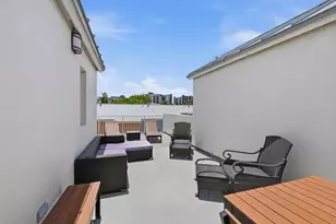 542 NE 7th Ave, Fort Lauderdale, FL 33301 - Photo 30
