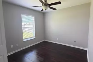 581 NW Goldcoast Ave, Port Saint Lucie, FL 34983 - Photo 14