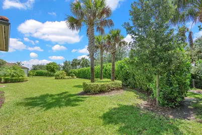 9242 Balsamo Drive, Palm Beach Gardens, FL 33412 - Photo 42