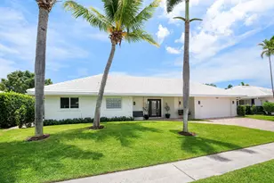 1332 SW Tamarind Way, Boca Raton, FL 33486 - Photo 4