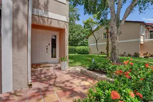 4921 Riverside Dr, Coral Springs, FL 33067 - Photo 4
