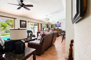 5202 El Claro Cir, West Palm Beach, FL 33415 - Photo 4