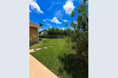 5202 El Claro Circle, West Palm Beach, FL 33415 - Photo 18