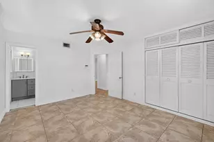 7151 SW 5th Ct, Pembroke Pines, FL 33023 - Photo 20