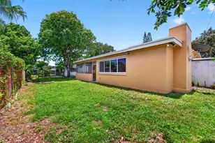 7151 SW 5th Ct, Pembroke Pines, FL 33023 - Photo 32