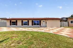 2220 N 47th Ave, Hollywood, FL 33021 - Photo 1