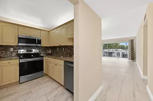 483 N Pine Island Rd, Plantation, FL 33324 - Photo 2