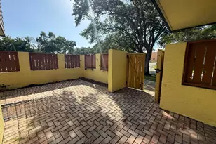 3100 SE Brook St, Stuart, FL 34997 - Photo 4