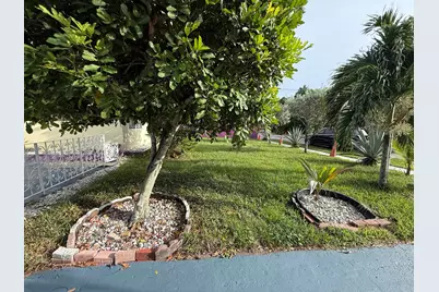 124 NW 45th Avenue, Plantation, FL 33317 - Photo 8