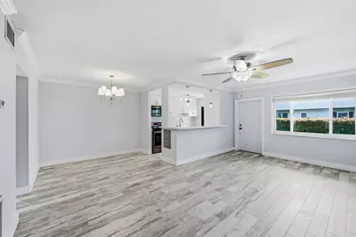 2110 NE 42nd Street #2b, Lighthouse Point, FL 33064 - Photo 6