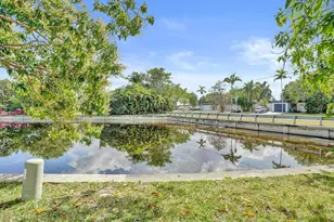 7018 NW 64th St, Tamarac, FL 33321 - Photo 36