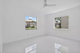 5561 Lakeside Dr, Margate, FL 33063 - Photo 12