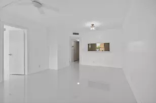 5561 Lakeside Dr, Margate, FL 33063 - Photo 6