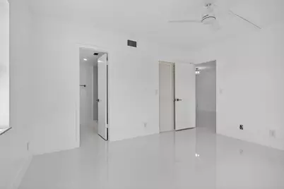 5561 Lakeside Drive #107, Margate, FL 33063 - Photo 10