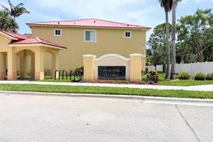 5088 SE Mariner Garden Cir, Stuart, FL 34997 - Photo 2