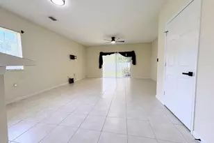 5088 SE Mariner Garden Cir, Stuart, FL 34997 - Photo 8