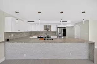 209 N Fort Lauderdale Beach Blvd N, Fort Lauderdale, FL 33304 - Photo 2