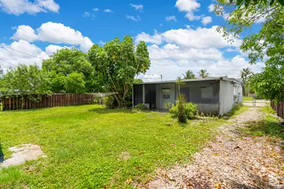 7831 NW 30th Street, Hollywood, FL 33024 - Photo 28